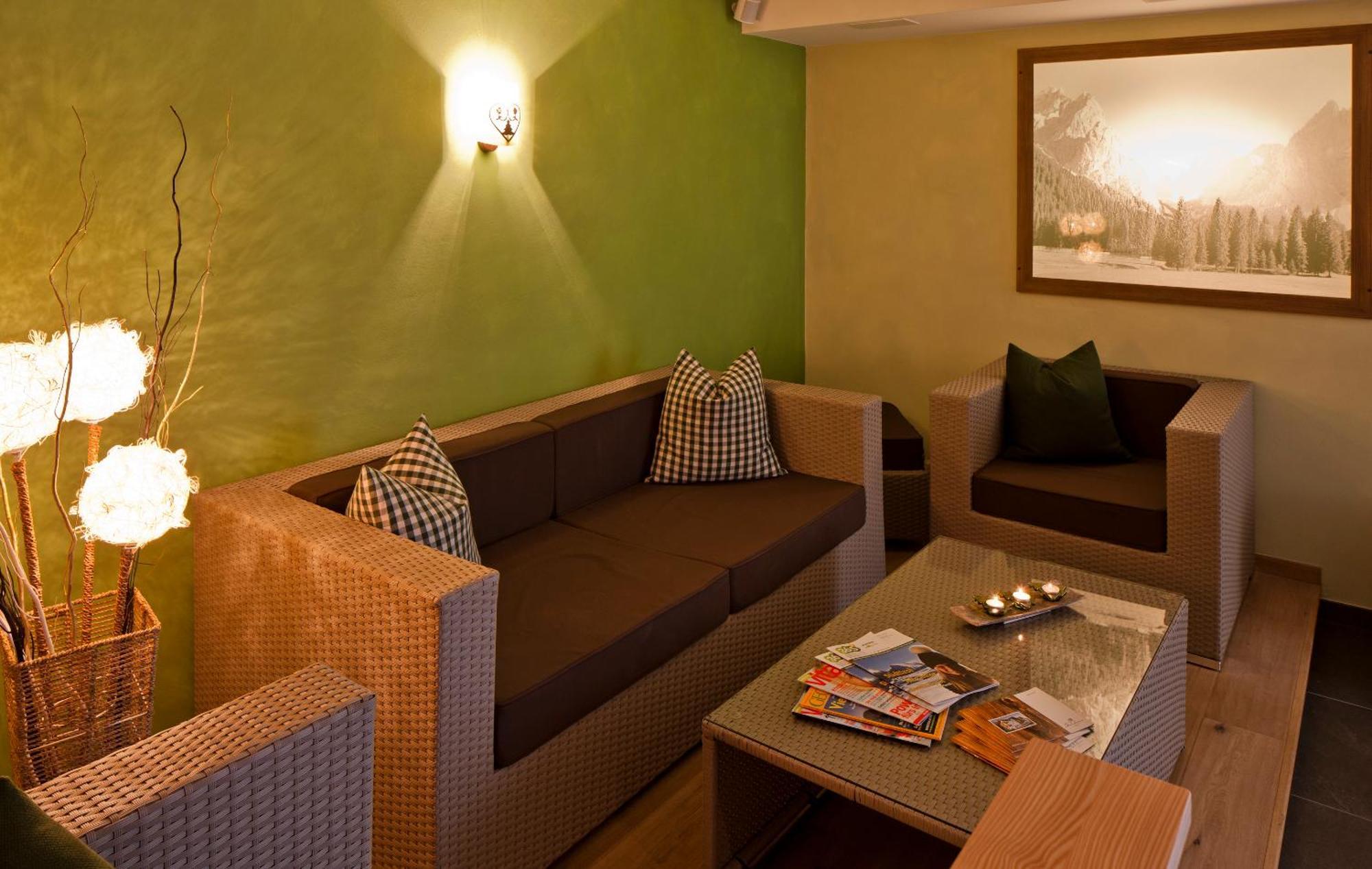 Hotel Falken Falzes Esterno foto